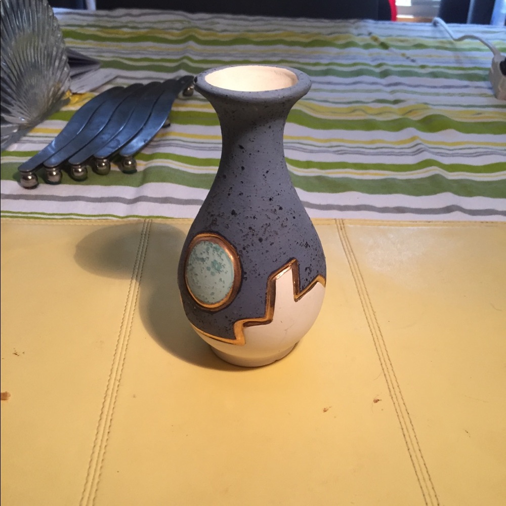 Kopa vase, 22 kt gold lines, numbered 126, artist initialed